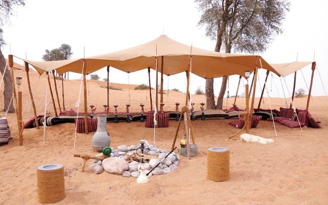 واحة البدو من اجمل الاماكن السياحية في  راس الخيمة وهي عبارة عن مخيم صحراوي فريد من نوعه حيث يجسد حياة البدو الرحل عبر التاريخ