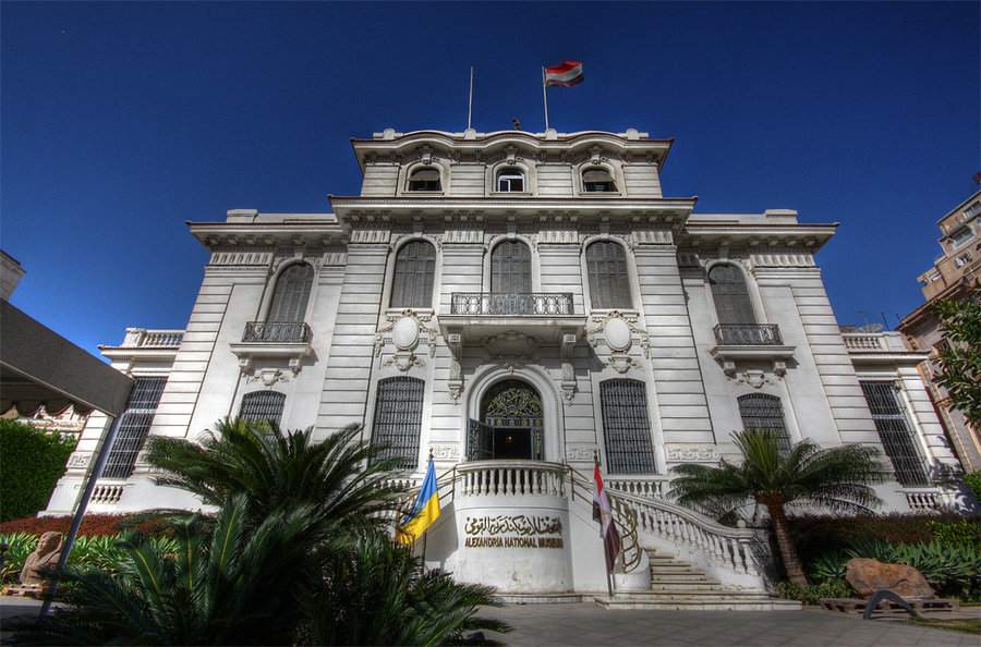 متحف مدينة الاسكندرية القومي هو احد اهم الاماكن السياحية في الاسكندرية