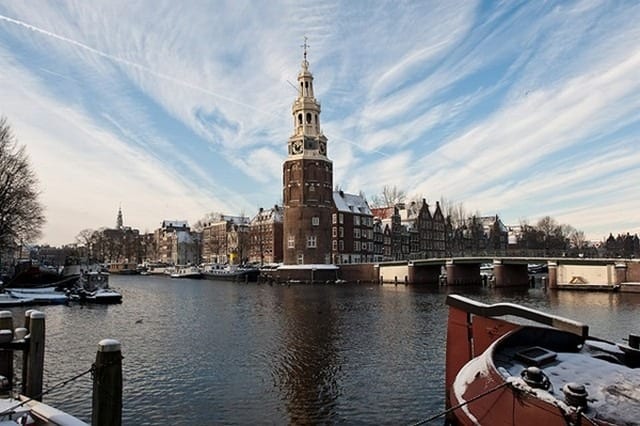برج مونتيلبانستورن من اجمل معالم هولندا امستردام