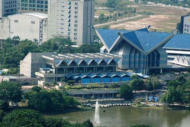 يشتهر متحف السلطان شاه علام بكونه من اهم الاماكن السياحية في  سيلانجور ماليزيا