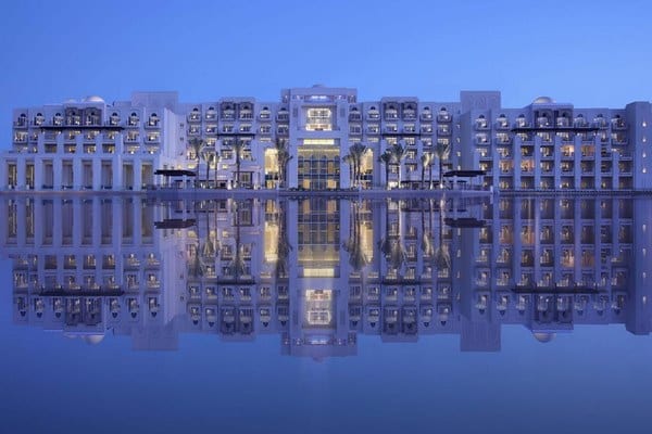 فنادق في ابوظبي مُطلة على شاطئ البحر