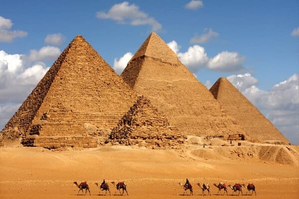 كم المسافات بين المدن المصرية