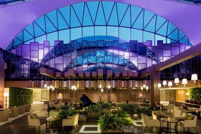 مطعم فندق حياة ريجنسي كريك هايتس في دبي