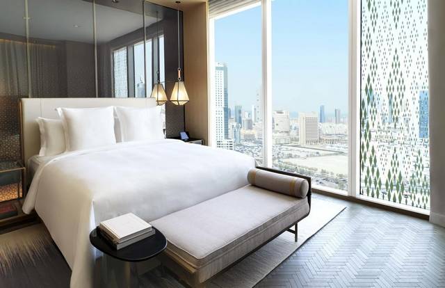 فندق فور سيزون الكويت من الخيارات التي يُفضلها السُيّاح بين فنادق بالكويت فيها مسبح خاص