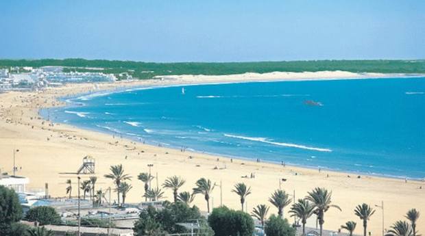 Achakar Beach 1 1 - أفضل 5 أنشطة عند زيارة شاطئ اشقار طنجة المغرب