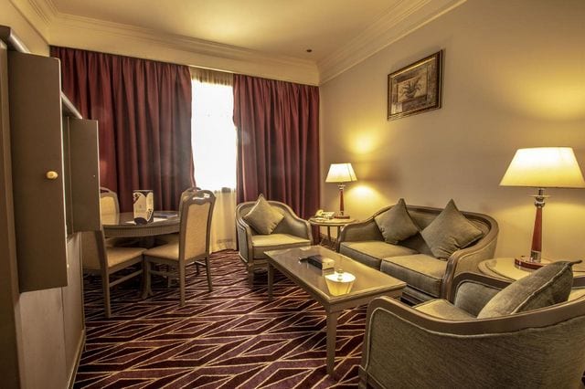 ويتميّز فندق الحرم بالمدينة المنورة بغُرفه ذات المرافق المُميّزة.
