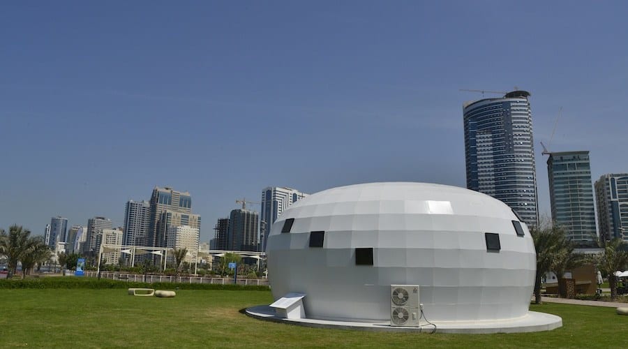 حديقة المجاز الشارقة من أفضل الاماكن السياحية في الشارقة الامارات