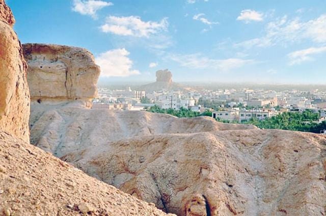 جبل قارة بالاحساء