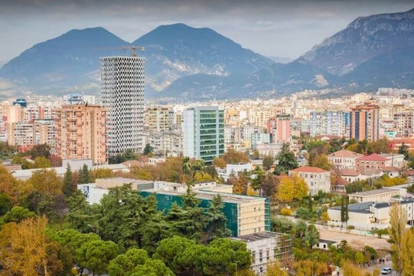 Albania 1 1 - السياحة في البانيا
