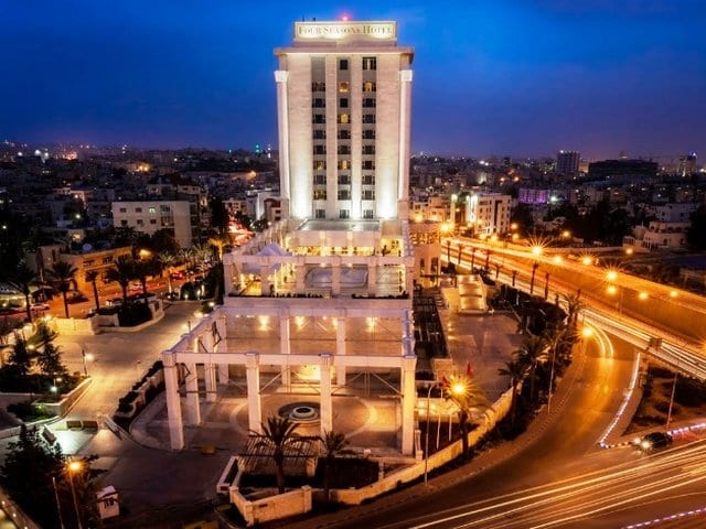 فنادق عمان خمس نجوم