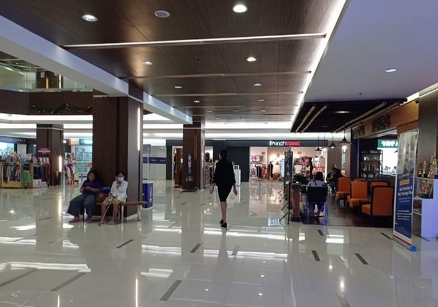 مركز تسوق ليبو بلازا