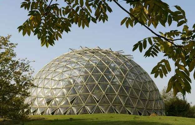 Botanical garden of Dusseldorf 3 1 1 - أهم 3 انشطة في حديقة دوسلدورف النباتية في المانيا