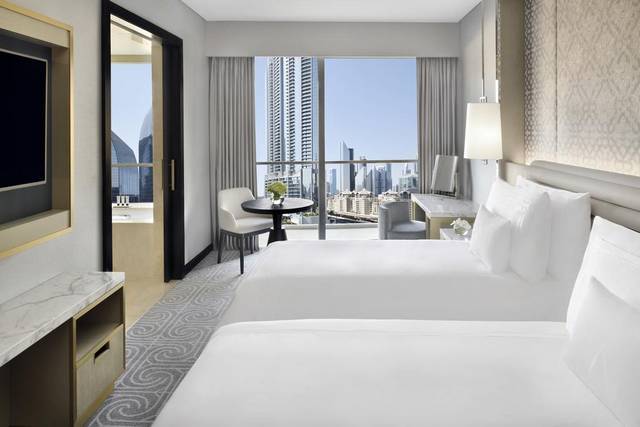 فندق العنوان دبي مول يتميّز بغرف مُتنوعة وخدمات رائعة كـ الفندق الافضل بوليفارد دبي