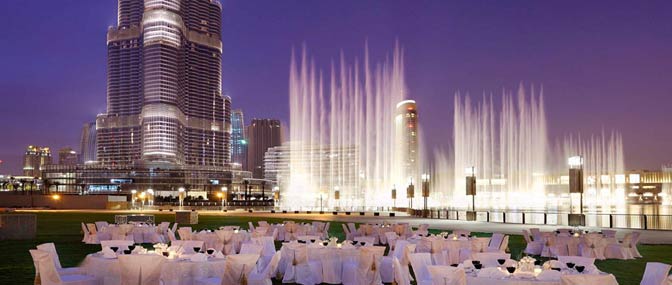 حديقة برج خليفة من اهم الاماكن السياحية في دبي الامارات