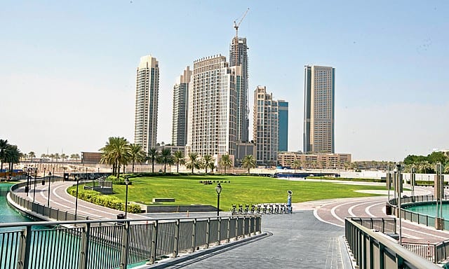 حديقة البرج من اهم الاماكن السياحية في دبي