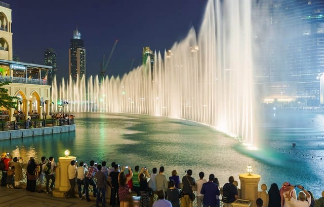 حديقة برج خليفة من أفضل الاماكن السياحية في دبي