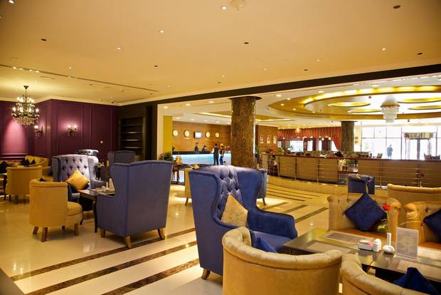 فندق كاسيلز البرشاء في دبي