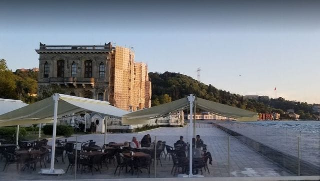 قصر كوجوكسو في اسطنبول