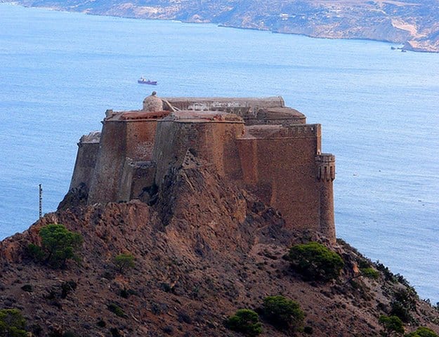 قلعة سانتا كروز بوهران من أفضل الاماكن السياحية في وهران
