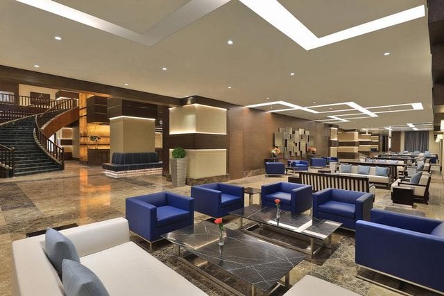 فندق فور بوينتس باي شيراتون مكة يُقدّم خدمات مُميّزة بأسعار منطقية