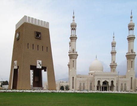 مسجد الشيخ زايد الفجيرة