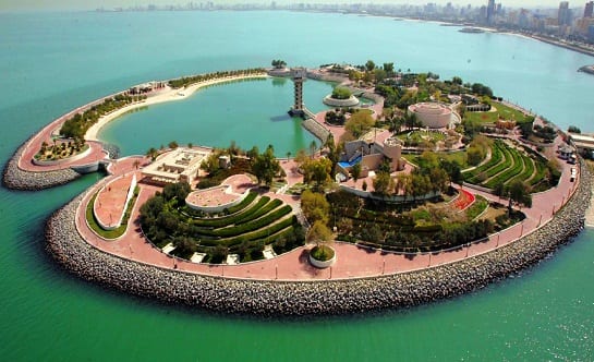 مشهد جوي للجزيرة الخضراء في الكويت
