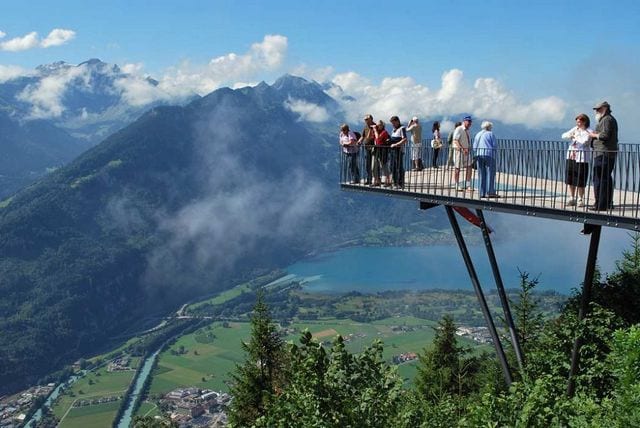 قمة هاردر كولم في سويسرا انترلاكن