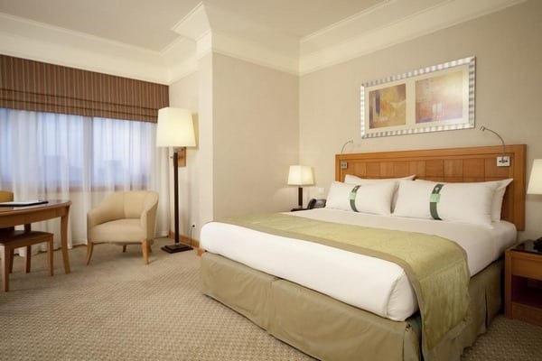 Holiday Inn Cairo - مراجعه عن فندق هوليدي ان سيتي ستارز القاهرة