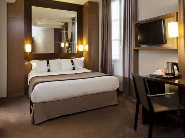 غرفة رائعة ومميزة من فندق هوليداي ان باريس فئة 4 نجوم