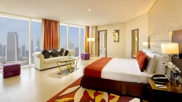إذا كنتم تريدون إقامة هادئة ومريحة فقوموا باختيار فندق بجانب دبي مول