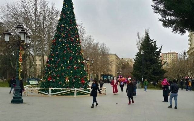 منتزه حسين جويد من أفضل الاماكن السياحية في اذربيجان باكو