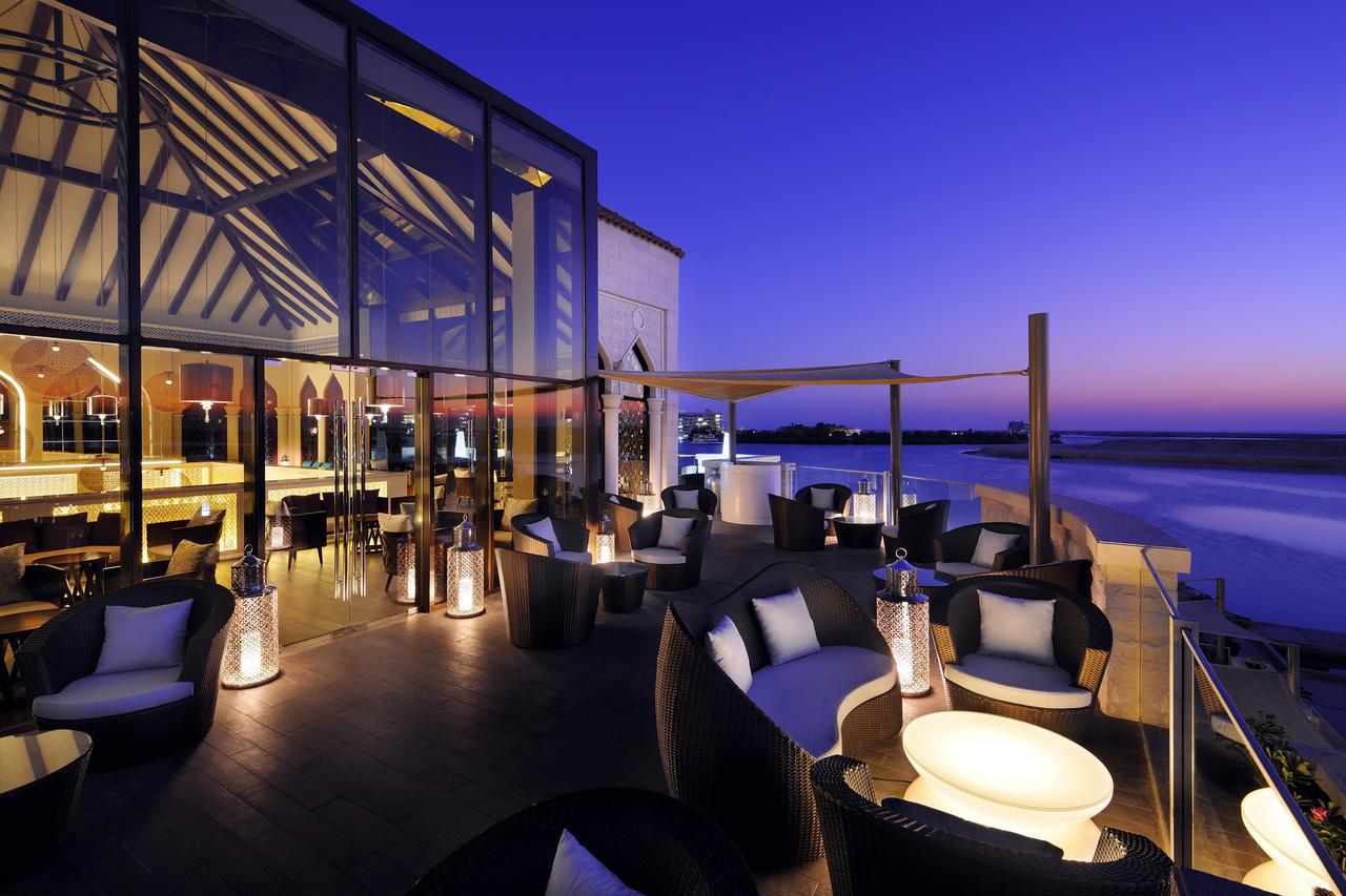 فندق الانتركونتننتال ابوظبي من أفضل فنادق ابو ظبي