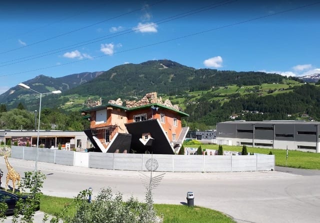 البيت المقلوب في النمسا