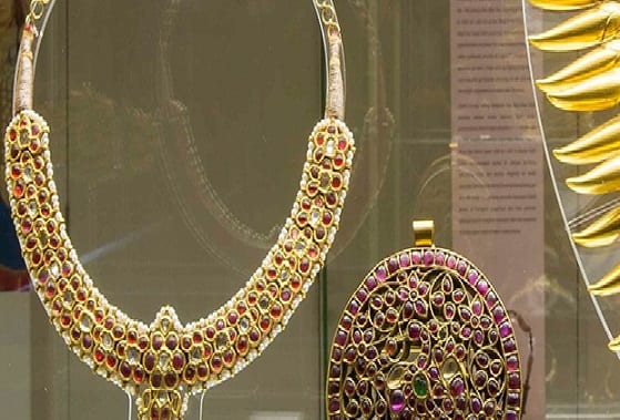 مجوهرات متحف الفنون الإسلامية في كوالالمبور