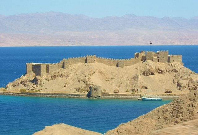 اجمل 5 انشطة عند زيارة جزيرة فرعون بطابا