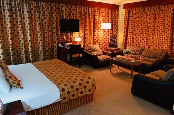 فندق لارسا عمان