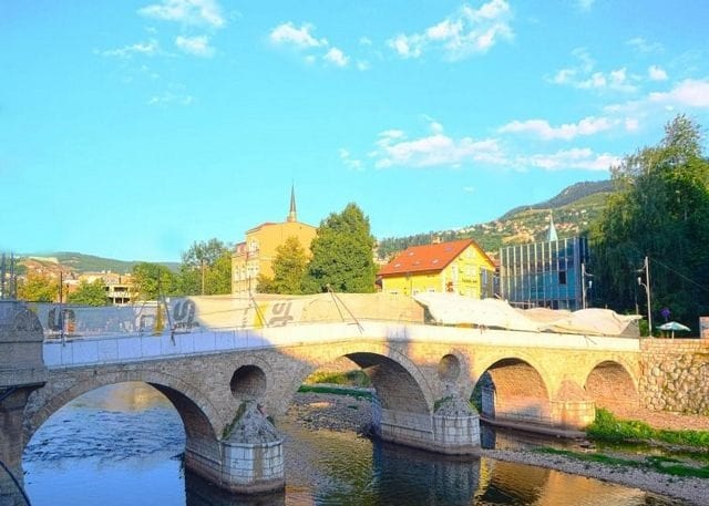 الجسر اللاتيني في سراييفو من أفضل الاماكن السياحية في سراييفو البوسنة