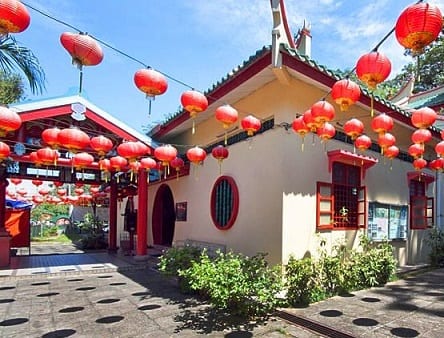 معبد كوان ين في الحي الصيني في كولالمبور