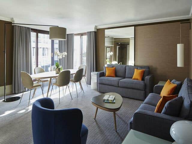 أناقة تصميم الأثاث في ماريوت لندن ريجنت بارك هو ما يجعل الفندق مميزاً.