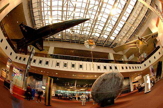 متحف الطيران في واشنطن