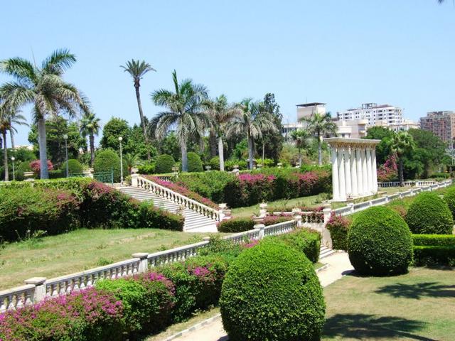 حدائق أنطونيادس من أقدم حدائق الاسكندرية وأجملها