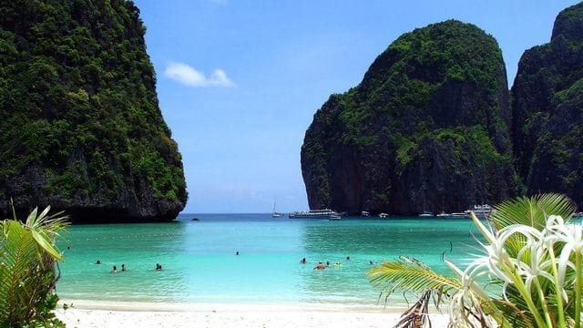 جزيرة في في من أفضل الاماكن السياحية في تايلاند