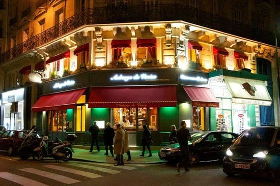 مطاعم ساحة الباستيل في باريس فرنسا
