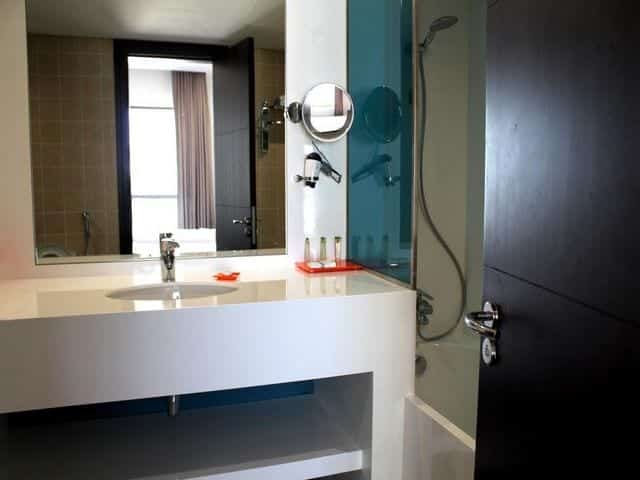 يتم تزويد الحمامات الخاصة في فندق وأجنحة هوثورن من ويندهام جميرا بكافة لوازم الاستحمام مجاناً