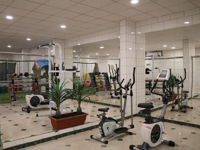 مركز اللياقة البدنية في فندق رمز الفخامه بالطائف أحد أفخم الفنادق في الطائف