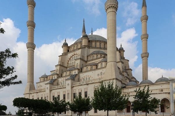 المسجد المركزي سابانجي في أضنة 