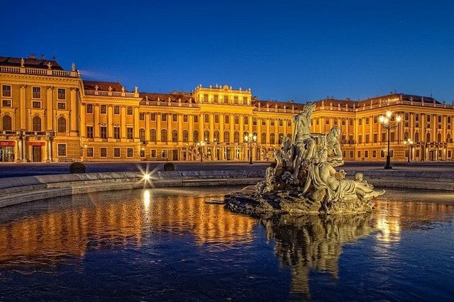 أفضل 7 أنشطة في قصر شونبرون فيينا النمسا