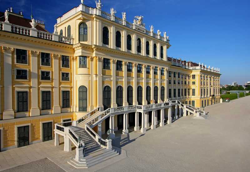 قصر شونبرون فيينا النمسا