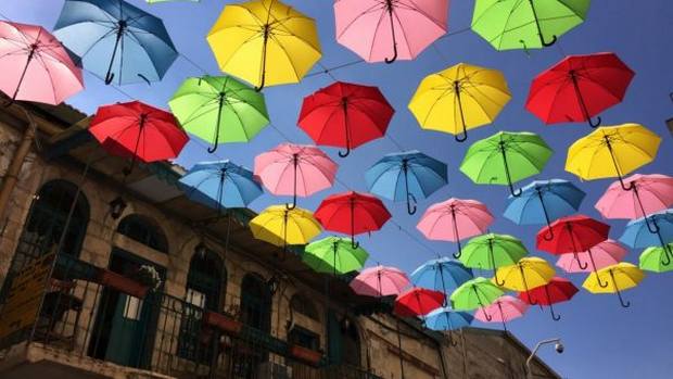 شارع المظلات في تركيا