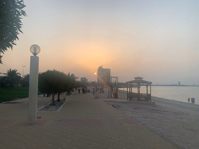 شاطئ الشويخ الكويت